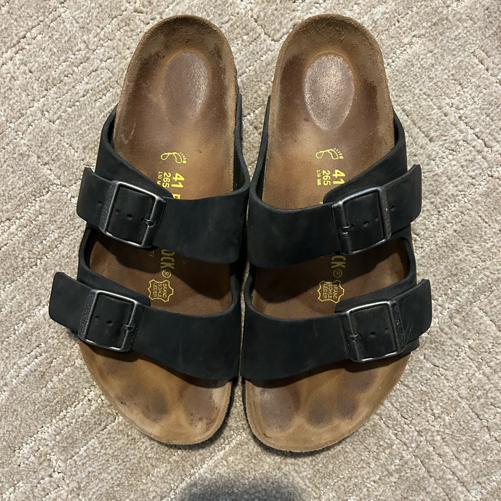 Black Birkenstocks size 41